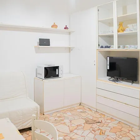 039 - Casa Residenziale A A 5 Minuti Dal Mare *