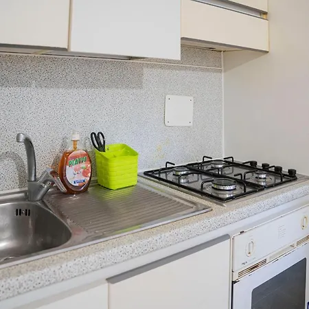 039 - Casa Residenziale A A 5 Minuti Dal Mare *