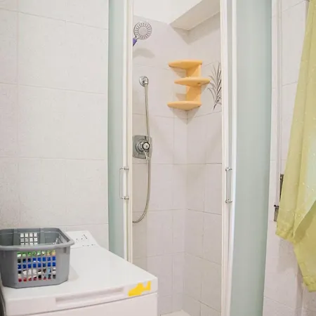 Apartamento 039 - Casa Residenziale A A 5 Minuti Dal Mare *
