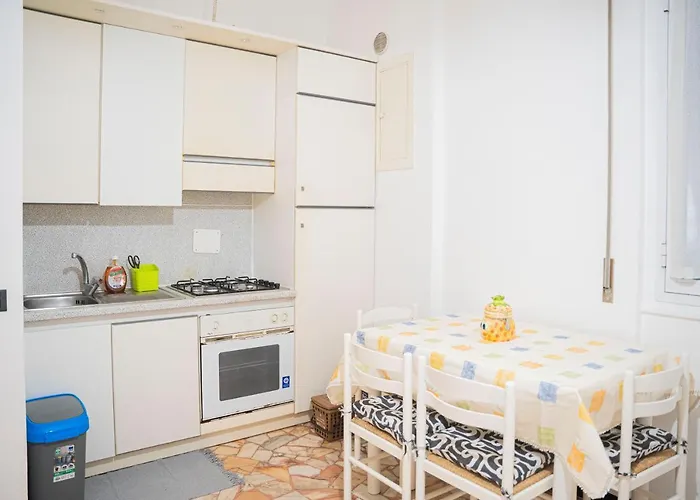 039 - Casa Residenziale A A 5 Minuti Dal Mare * لافانيا