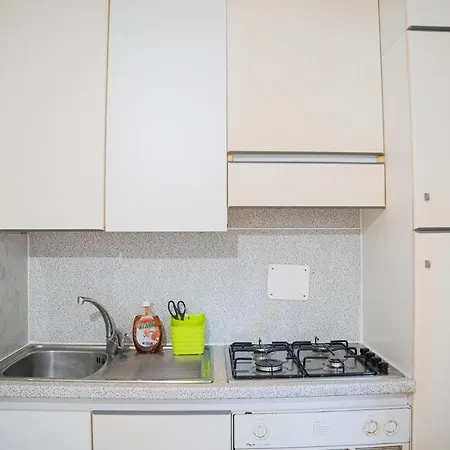 Apartamento 039 - Casa Residenziale A A 5 Minuti Dal Mare *
