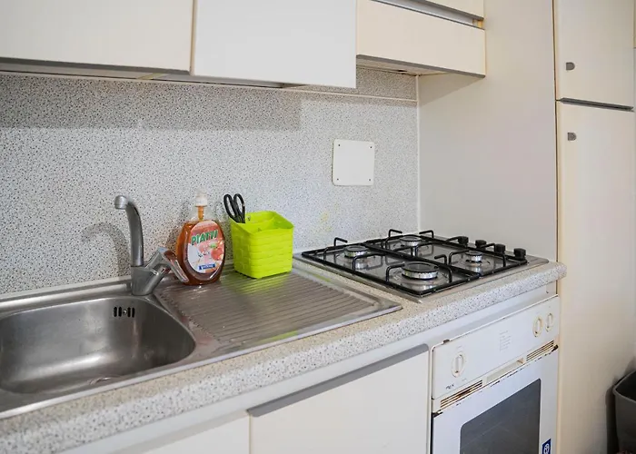 039 - Casa Residenziale A A 5 Minuti Dal Mare *